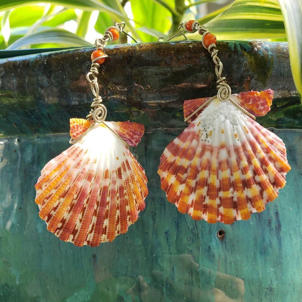 Sunset Shell Earrings- NWT